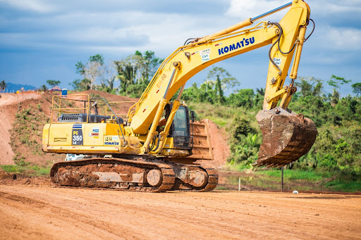 foto do modelo de escavadeira disponível para locação na Lafaete